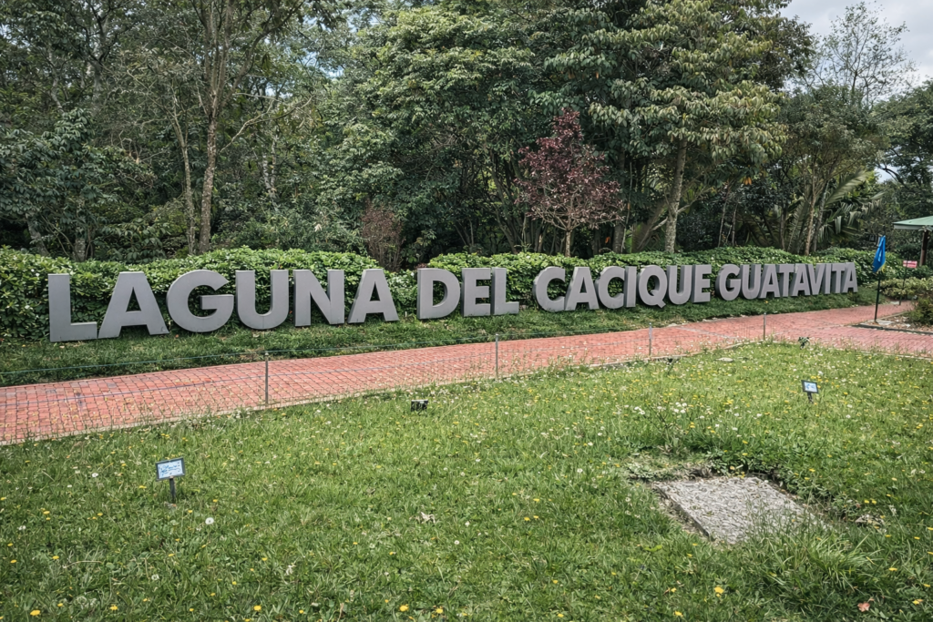 Entrée de la Laguna del Cacique Guatavita en Colombie près de la célèbre Laguna de Guatavita